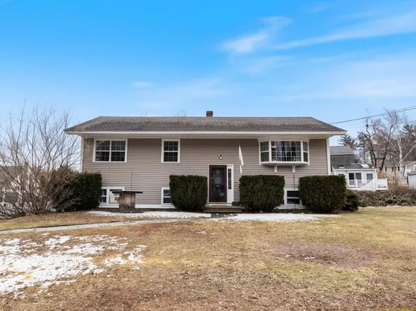 7 Greenfield Lane, Biddeford, ME 04005