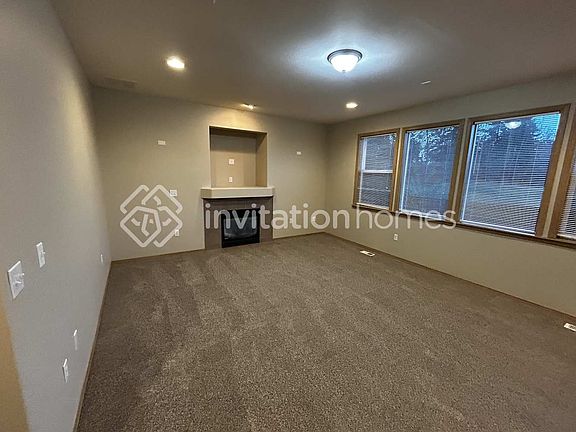 2nd image of 1105 180th St E