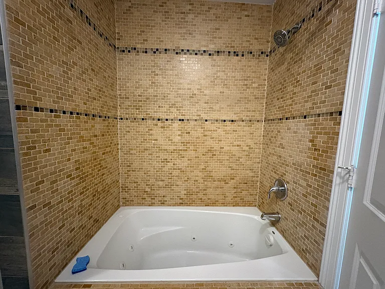 3216 W Fullerton Ave #G — Photo 15