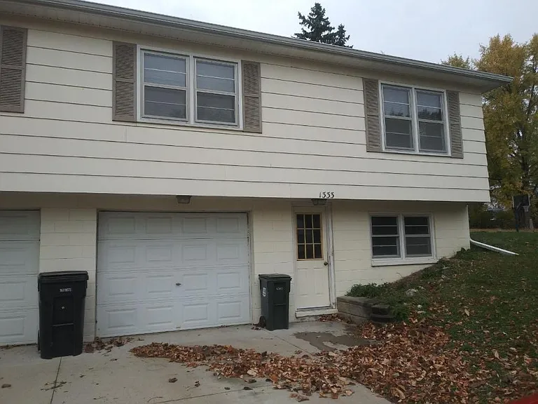 1333 Delta Dr — Photo 8