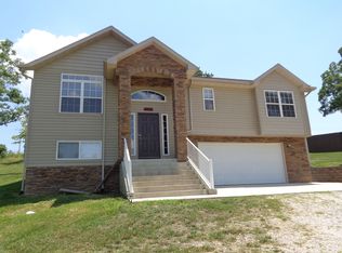 18542 Laser Dr, Waynesville, MO 65583