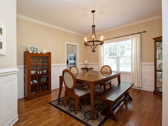 4th image of 6105 Mill Chase Court