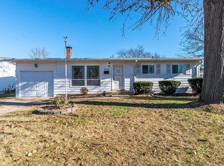 515 Versailles Dr, Florissant, MO
