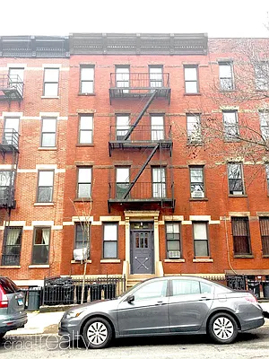 Rented by D'Andrea Craig Realty | media 24