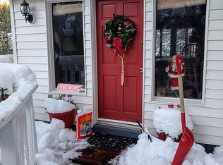 447 Valley Rd, Crestline, CA 92325