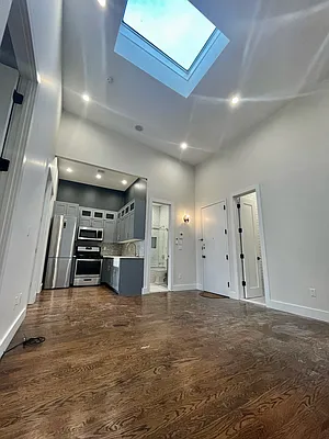 Rented by Hagstrom Management Inc | media 17