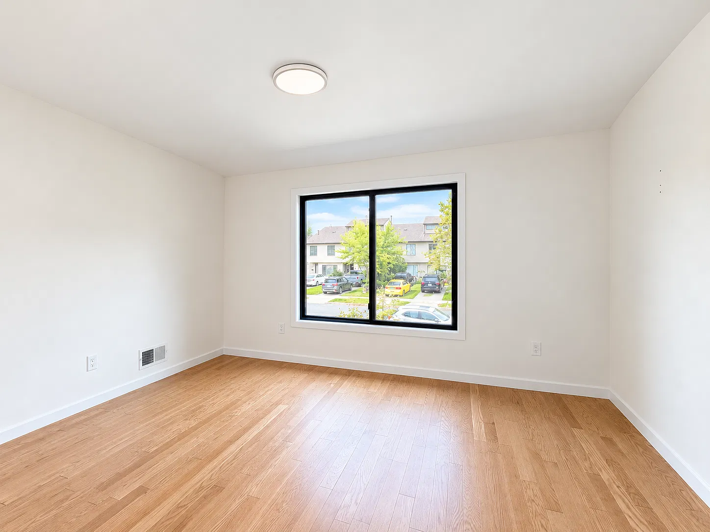 2 bed, 1.5 bath, 1073 sqft, $2,900 — Photo 4