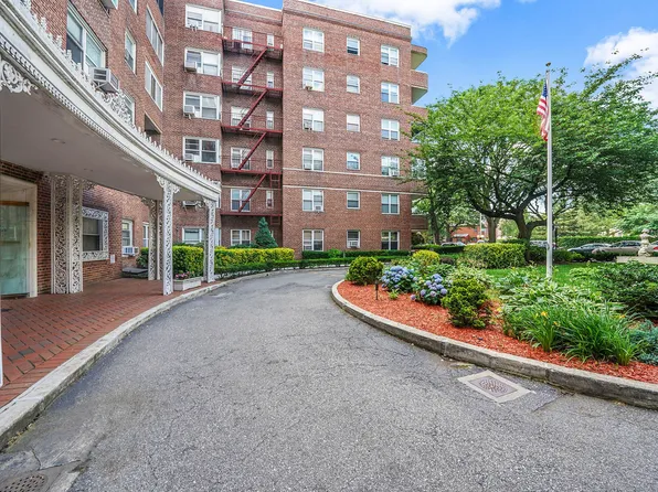 67-66 108th Street image 6 of 36