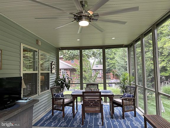 5th image of 29869 Colony Dr