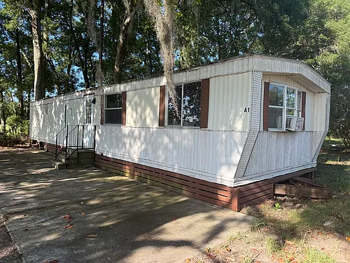 1528 NW State Road 45 #A1 Photo 1