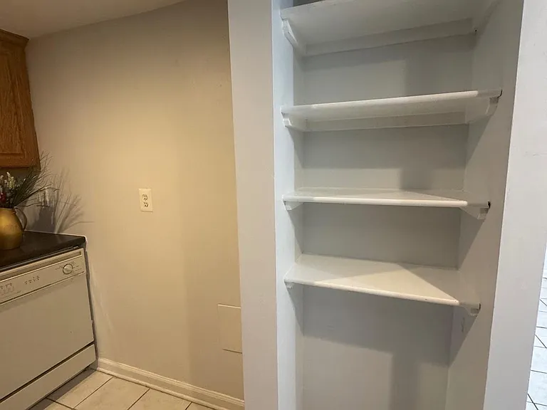 45 Rhode Island Ave NW — Photo 6