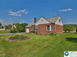 14 Spruce St, Emmaus, PA 18049