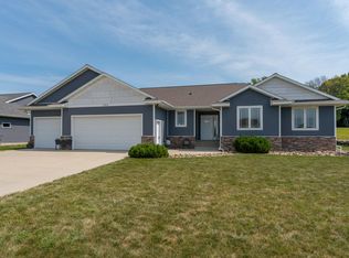 705 Maple Ln, Eagle Lake, MN 56024