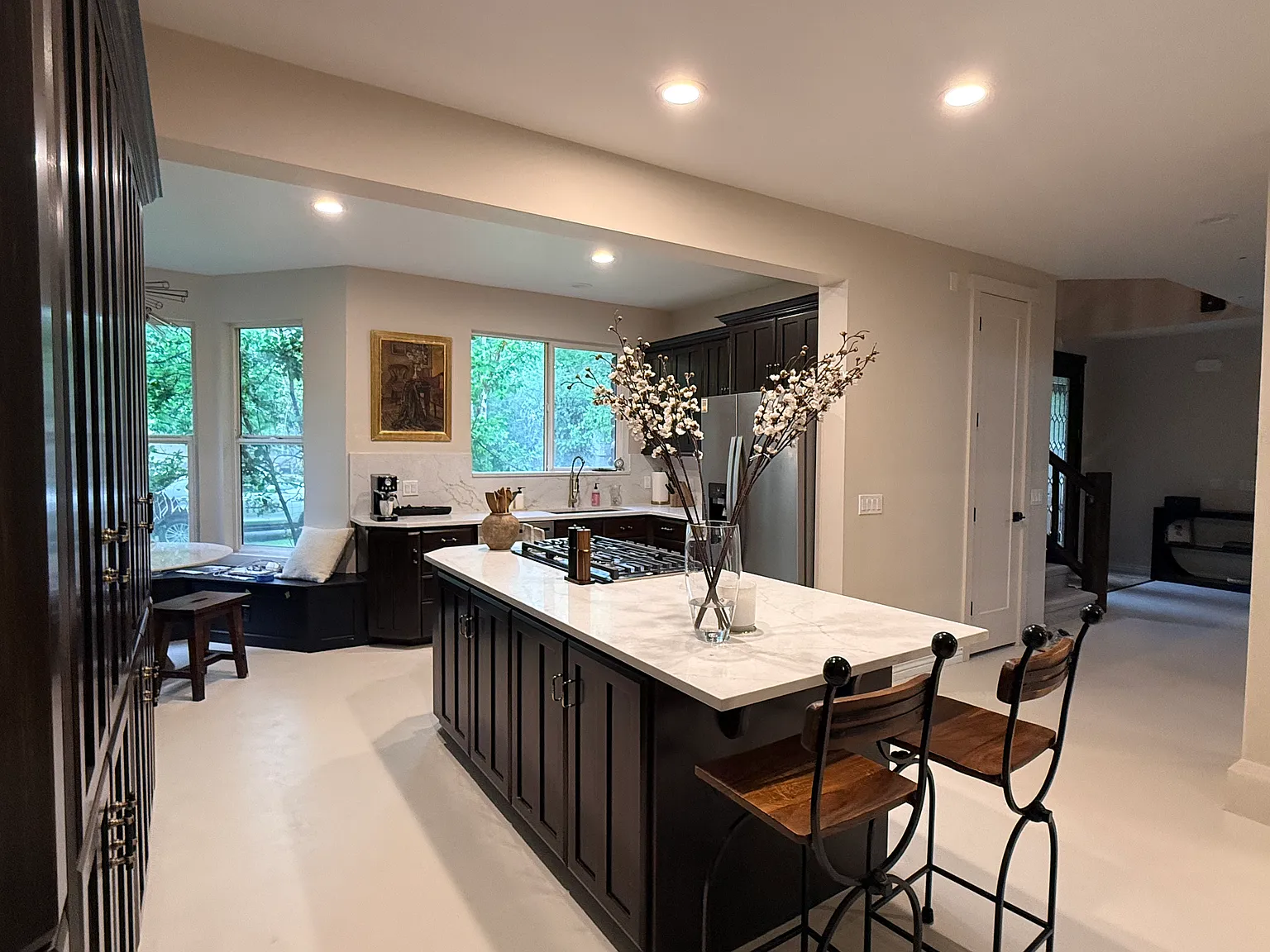 5 bed, 3228 sqft, $14,500 — Photo 2