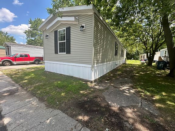 2nd image of 7519 Dorr Street Toledo #90
