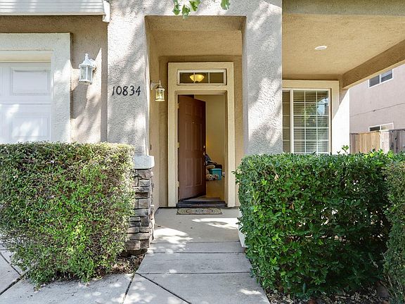 3rd image of 10834 Arrowood Ct