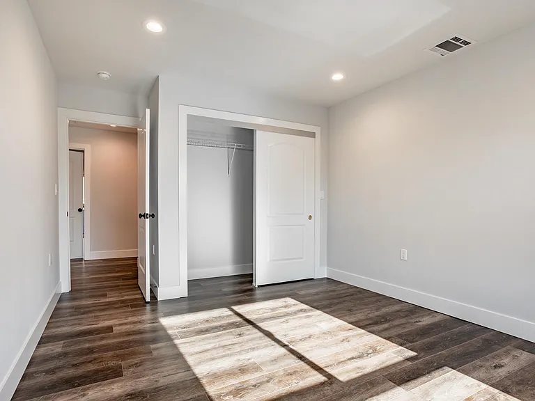 7119 S La Cienega Blvd — Photo 12
