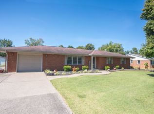 904 Watson Ln, Henderson, KY 42420