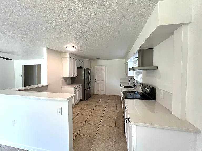 3121 Heartwood Ave — Photo 6