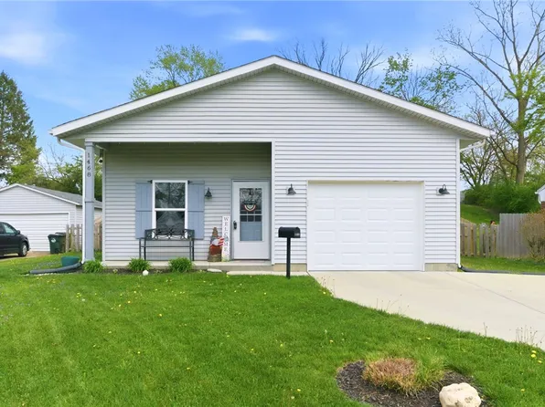 1468 Ironwood Dr, Fairborn, OH 45324