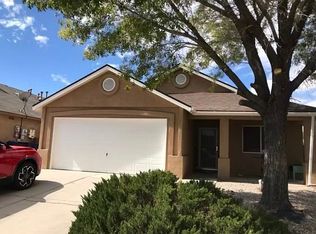 1155 Avenida Esplendida NW, Los Lunas, NM 87031