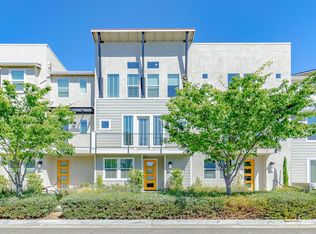 956 Jacobsen Ln, Davis, CA 95616