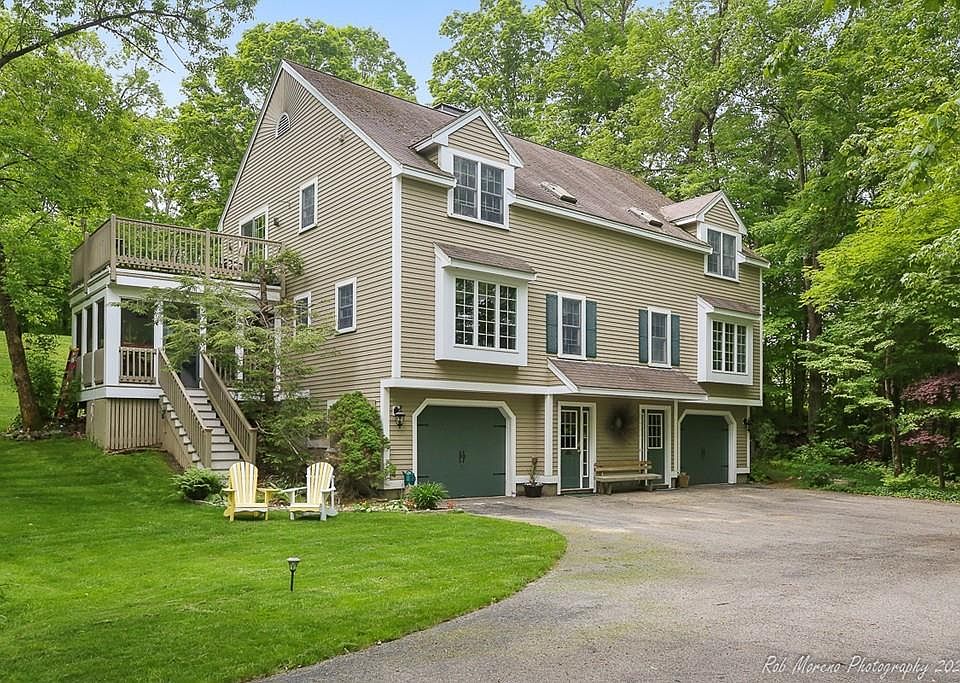 1st image of 69 Stewart St #2