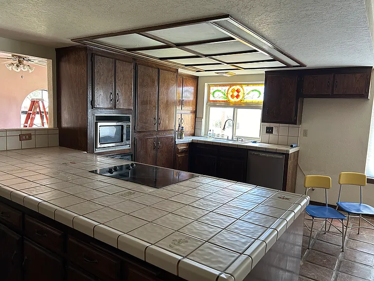 Tons of counter space and drawers