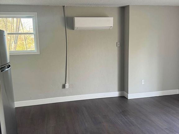 2nd image of 1510 Aurora Ave SE