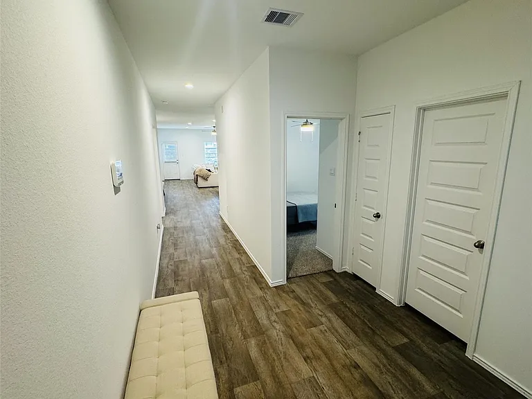 31726 Sutton Meadows Ln — Photo 10