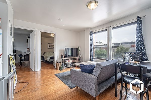 1st image of 439 5th Ave #315-3