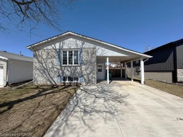 19 Memory Ln, Cambridge, ON N3C 3X7