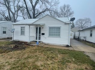 2233 E Capitol Ave, Springfield, IL 62703