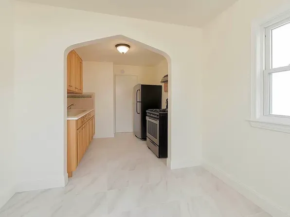 115-54 218th Street image 8 of 10