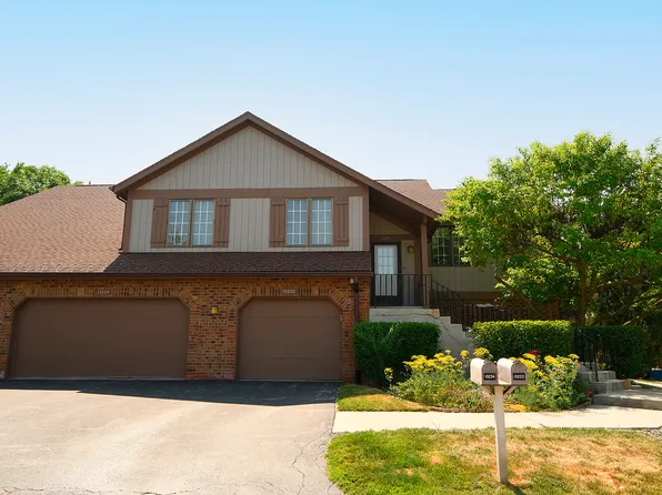 13224 S Oak Hills Pkwy #4, Palos Heights, IL 60463
