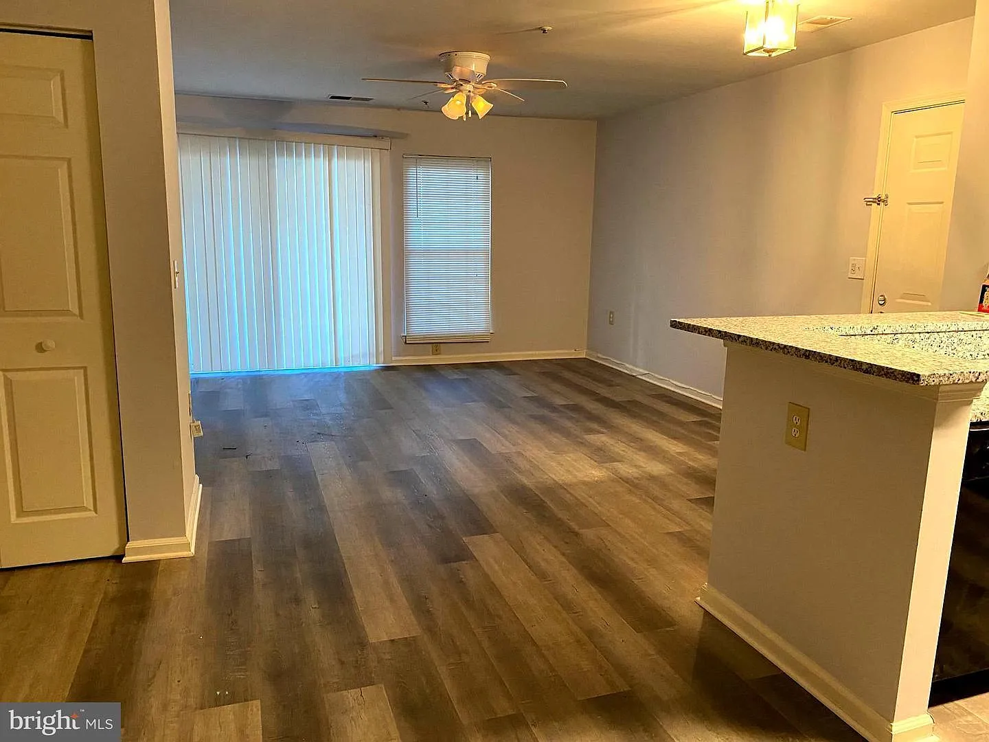 4401 Silverbrook Ln — Photo 4