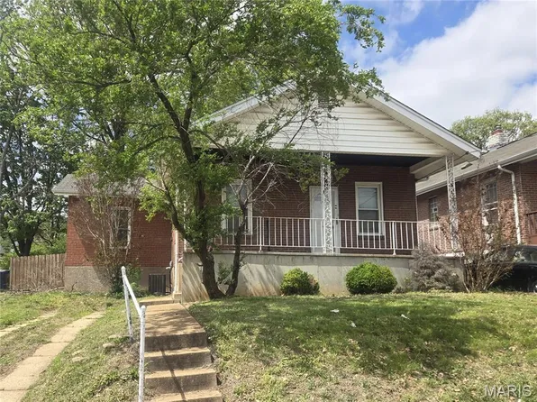 1371 Louisville Ave, Saint Louis, MO 63139