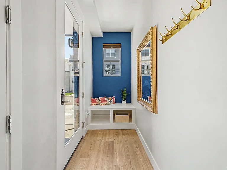 3437 W 63rd Pl — Photo 18