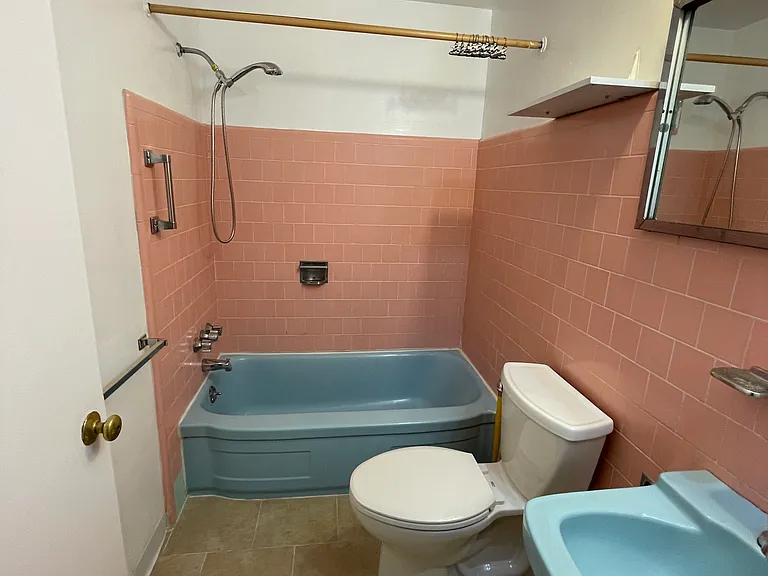 120 Court St #4 — Photo 7