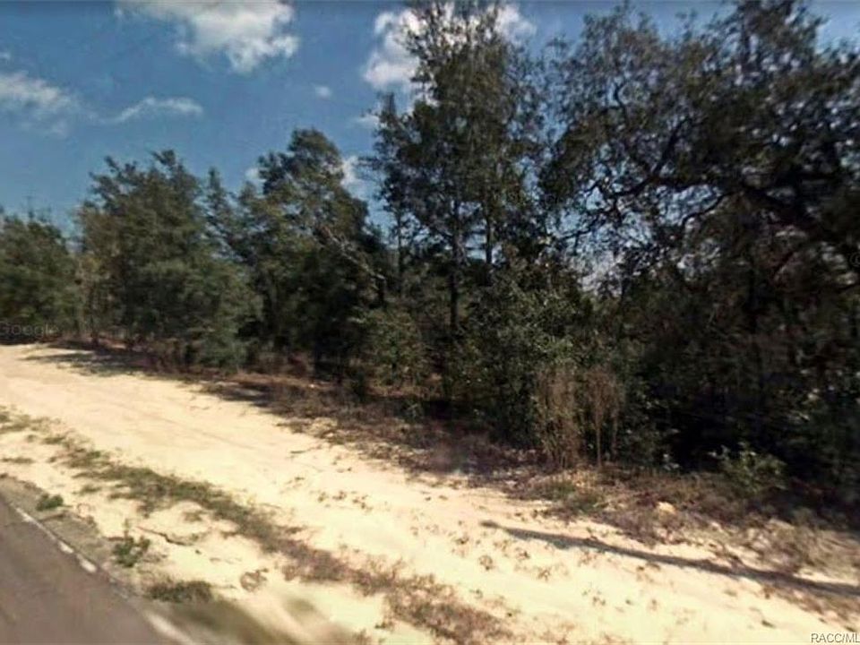 2nd image of 3050 W Marie Dr