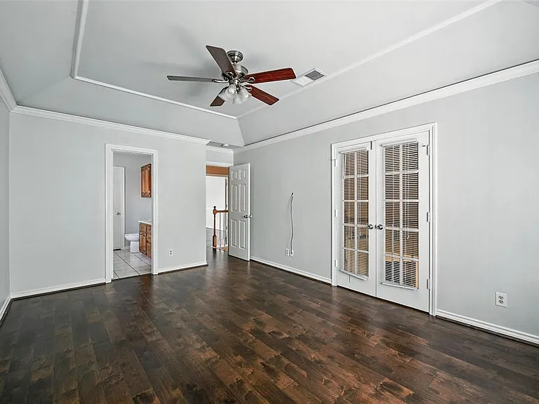 300 Saint Emelion Ct — Photo 18