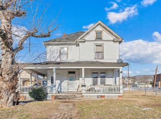 105 N Lexington Ave, Covington, VA
