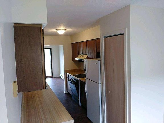 4th image of 258 Brunswick Dr APT C