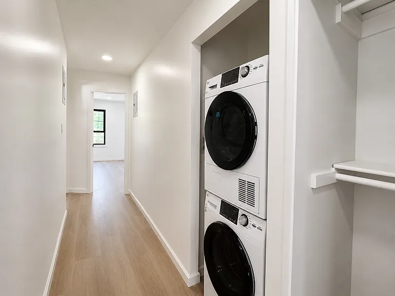 17-32 215th St #2 — Photo 8