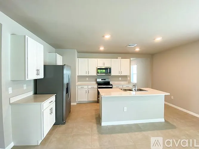 3 bed, 1614 sqft, $1,895 — Photo 3