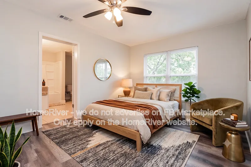 3 bed, 2.0 bath, 1407 sqft, $1,895 — Photo 4
