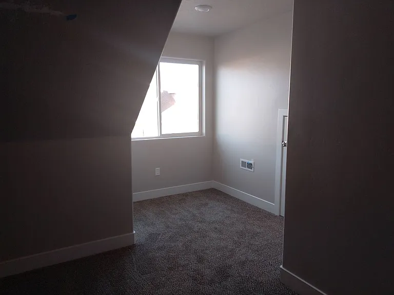 1511 W Pyrite Ln #C — Photo 10