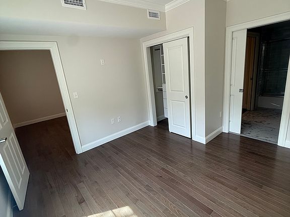 2nd image of 39 Herrick Rd #102