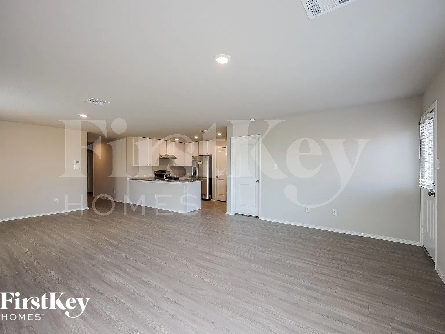 4 bed, 2.0 bath, 1667 sqft, $1,515 — Photo 4