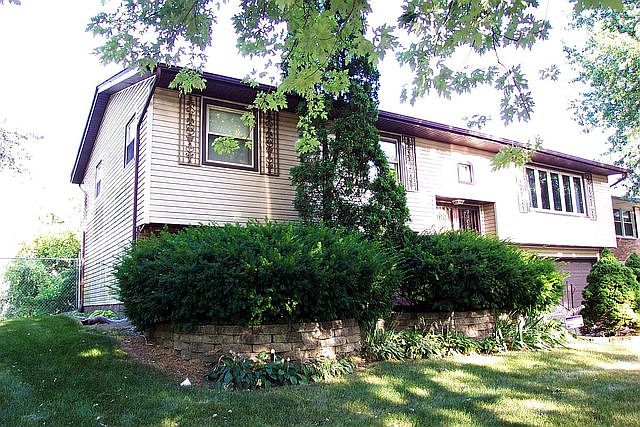 1st image of 21613 Jeffrey Ave